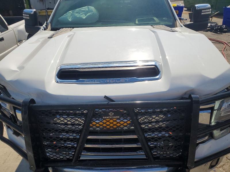 2025 CHEVROLET SILVERADO K2500 HEAVY DUTY LTZ — Фото 11 из 12