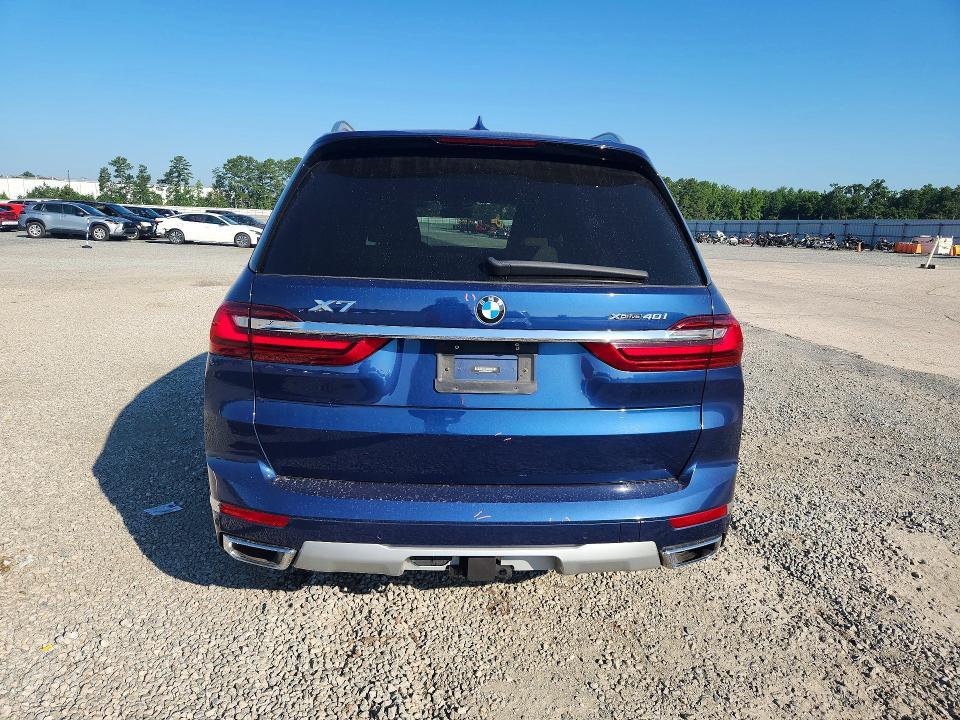 2021 BMW X7 XDRIVE40I — Фото 6 из 13