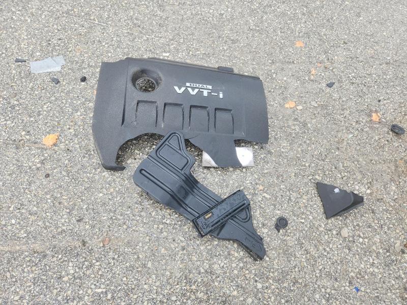 2010 TOYOTA COROLLA LE — Фото 12 из 13