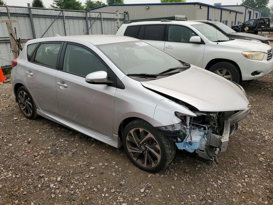 2016 SCION IM BASE — Фото 4 из 12