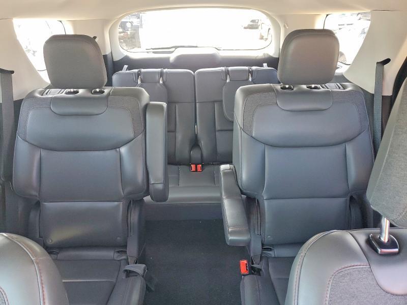 2025 FORD EXPLORER ACTIVE — Фото 10 из 13