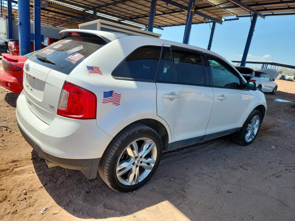 2FMDK3JC2DBC66755 2013 FORD EDGE photo no. 3