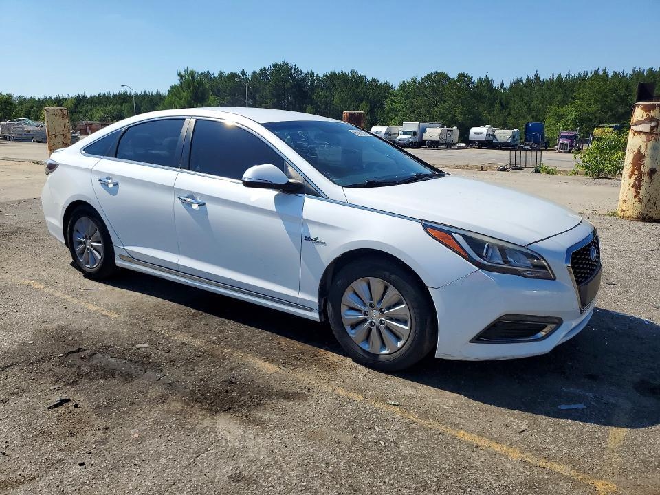 2017 HYUNDAI SONATA HYBRID SE — Фото 4 из 12