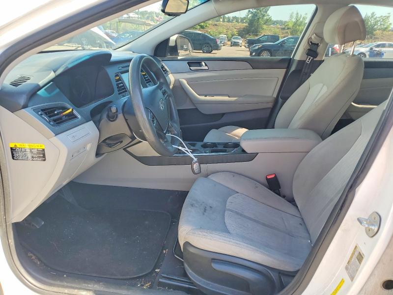 2017 HYUNDAI SONATA HYBRID SE — Фото 7 из 12