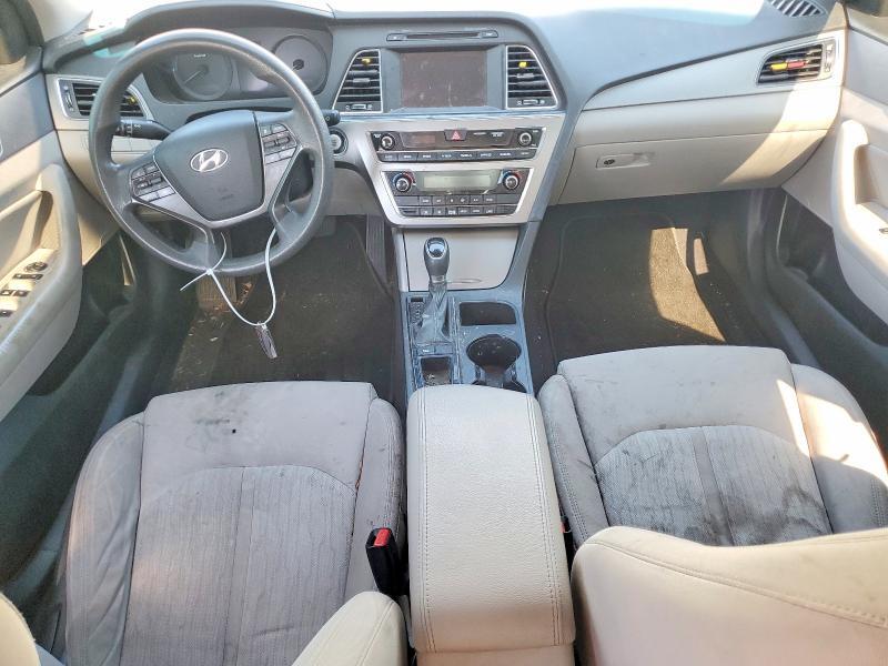 2017 HYUNDAI SONATA HYBRID SE — Фото 8 из 12