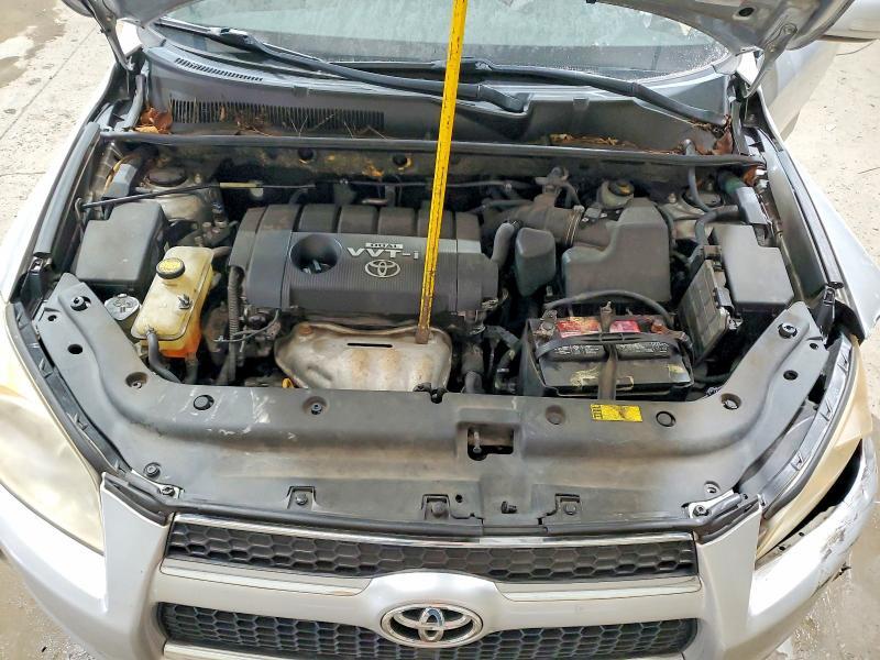 2010 TOYOTA RAV4 LIMITED — Фото 12 из 14