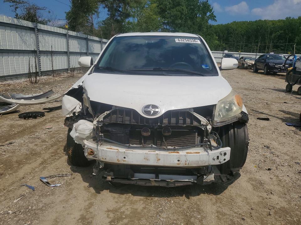 2010 TOYOTA SCION — Фото 5 из 13