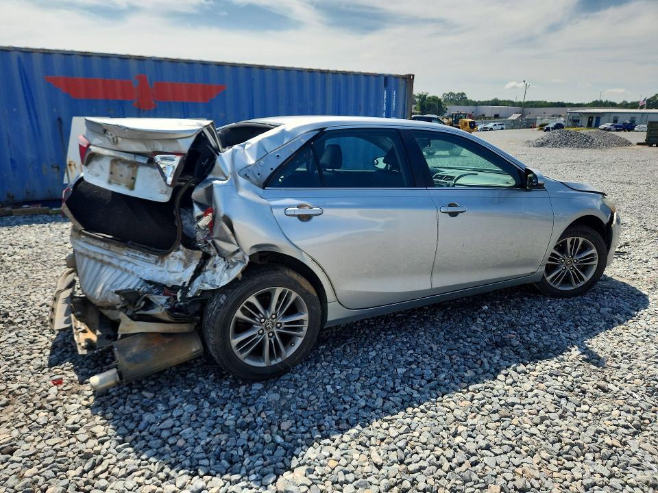 2016 TOYOTA CAMRY SE — Фото 3 из 12