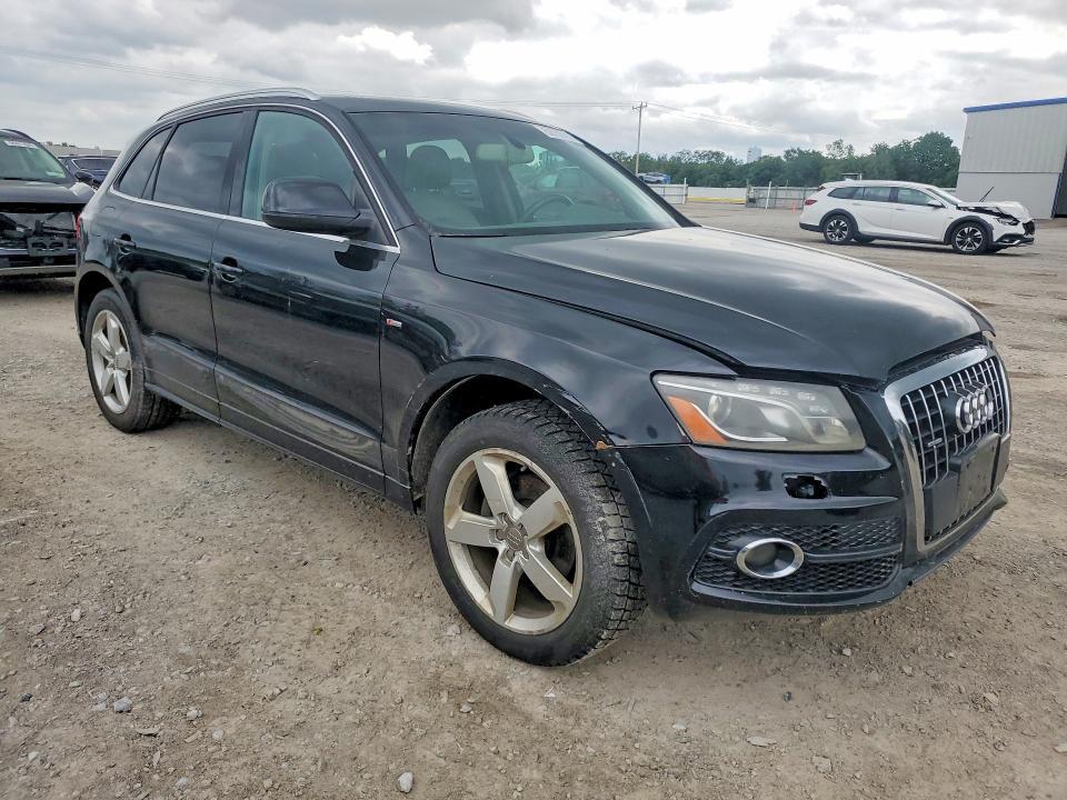 2011 AUDI Q5 PREMIUM PLUS — Фото 4 из 13