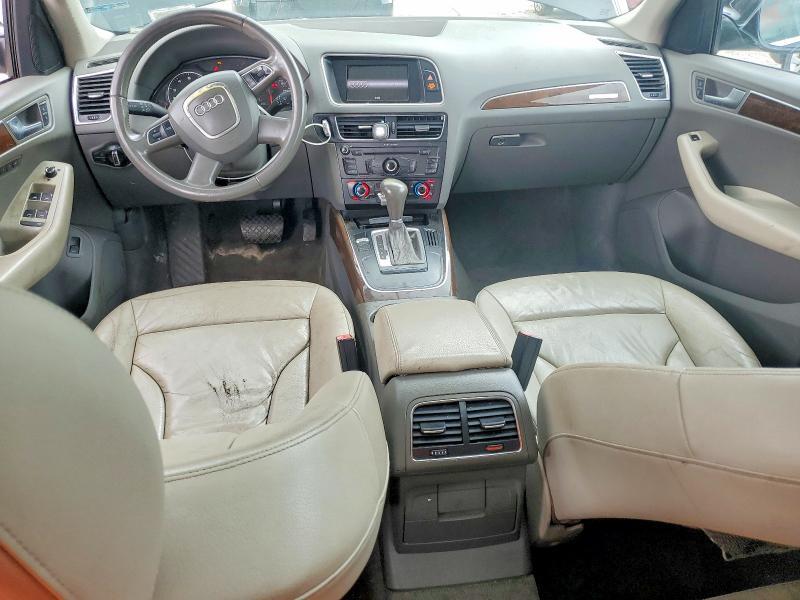 2011 AUDI Q5 PREMIUM PLUS — Фото 8 из 13