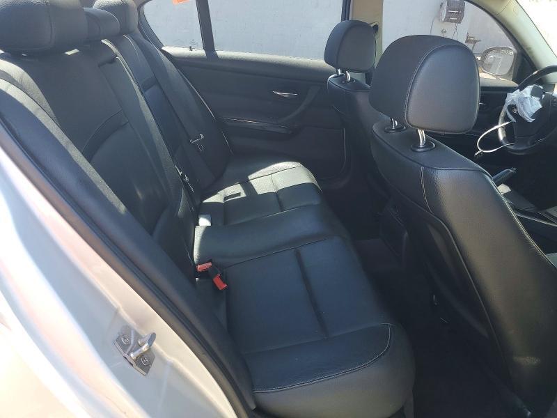 2011 BMW 328 XI — Фото 10 из 12