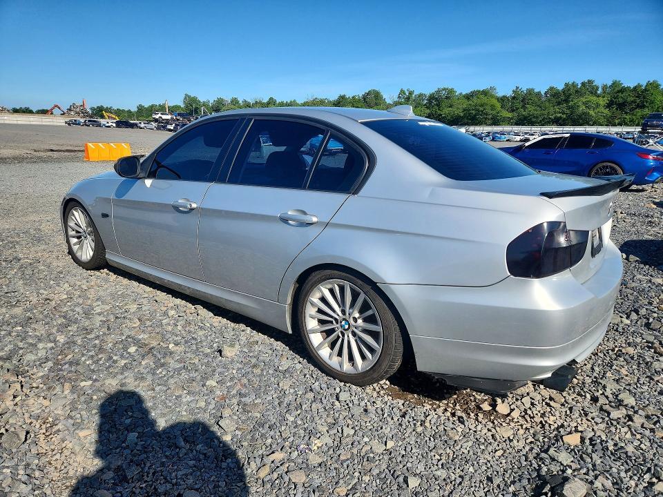 2011 BMW 328 XI — Фото 2 из 12