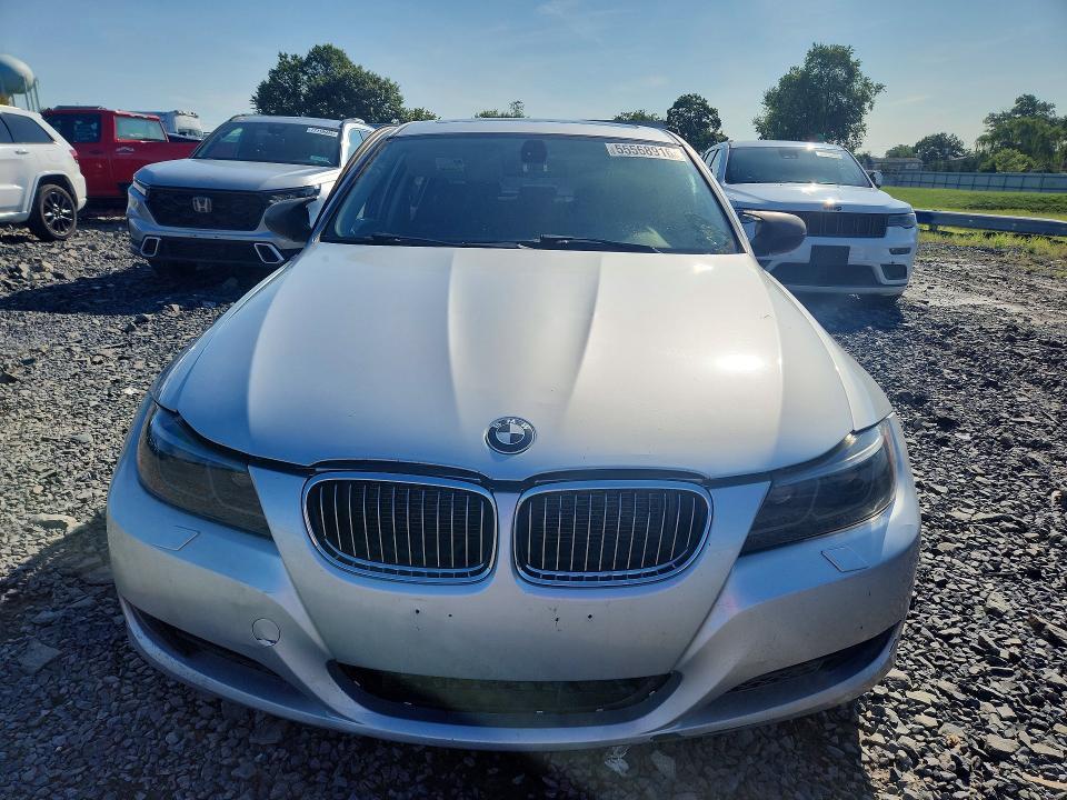 2011 BMW 328 XI — Фото 5 из 12