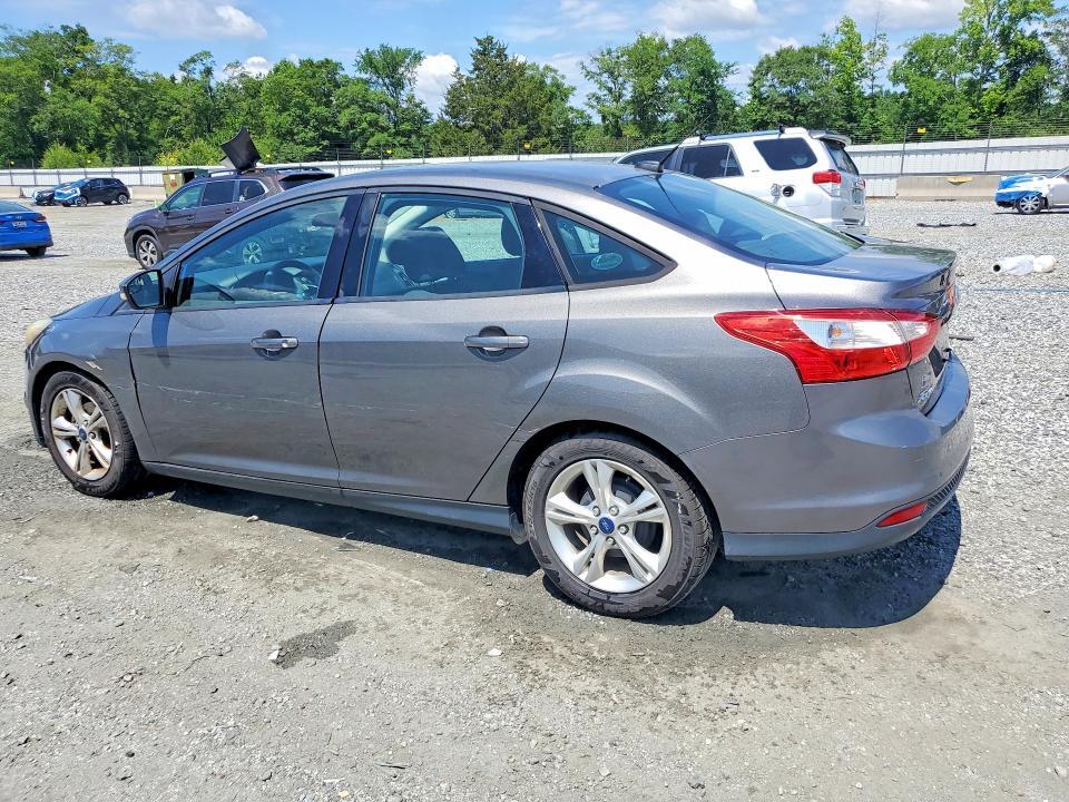 2013 FORD FOCUS SE — Фото 2 из 12