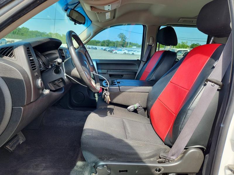 2011 CHEVROLET SILVERADO K1500 LT — Фото 7 из 13