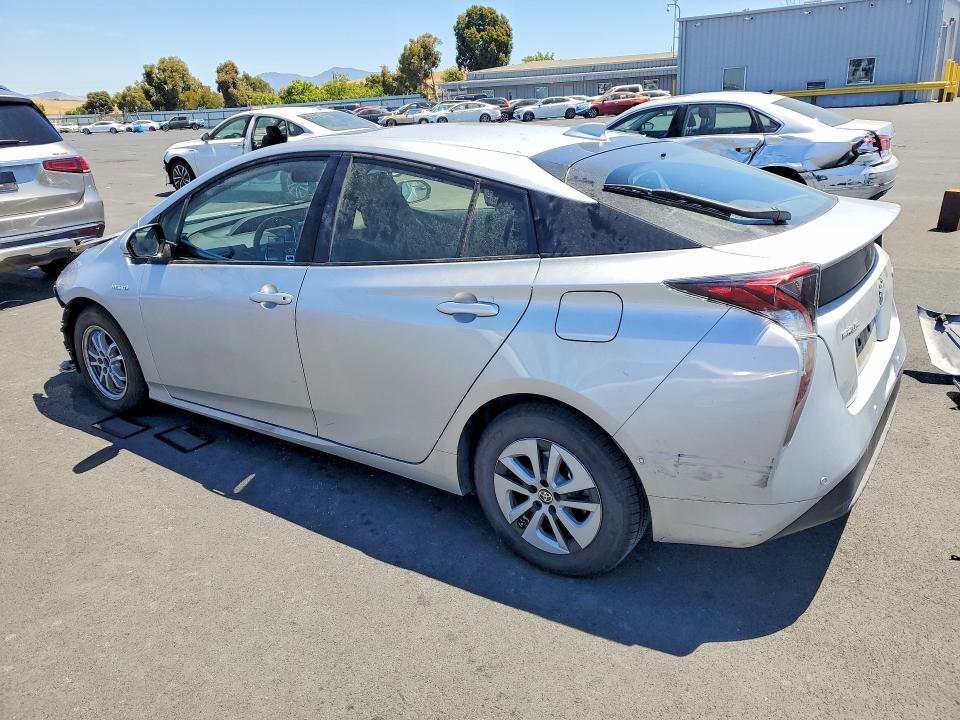JTDKARFU2G3521573 2016 TOYOTA PRIUS photo no. 2