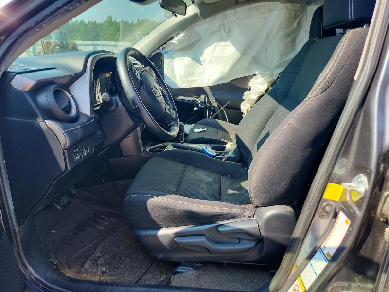 2016 TOYOTA RAV4 HV XLE — Фото 7 из 13