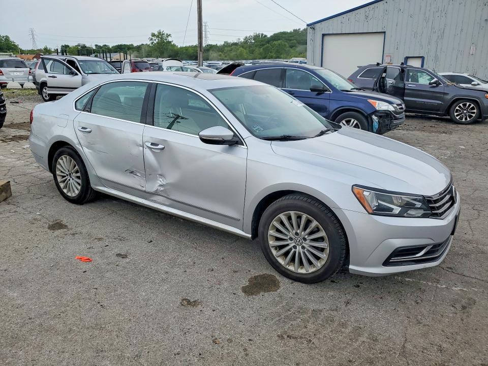 1VWBS7A34GC032010 2016 VOLKSWAGEN PASSAT photo no. 4