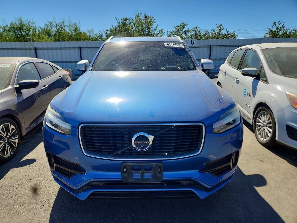 2016 VOLVO XC90 T6 — Фото 5 из 13