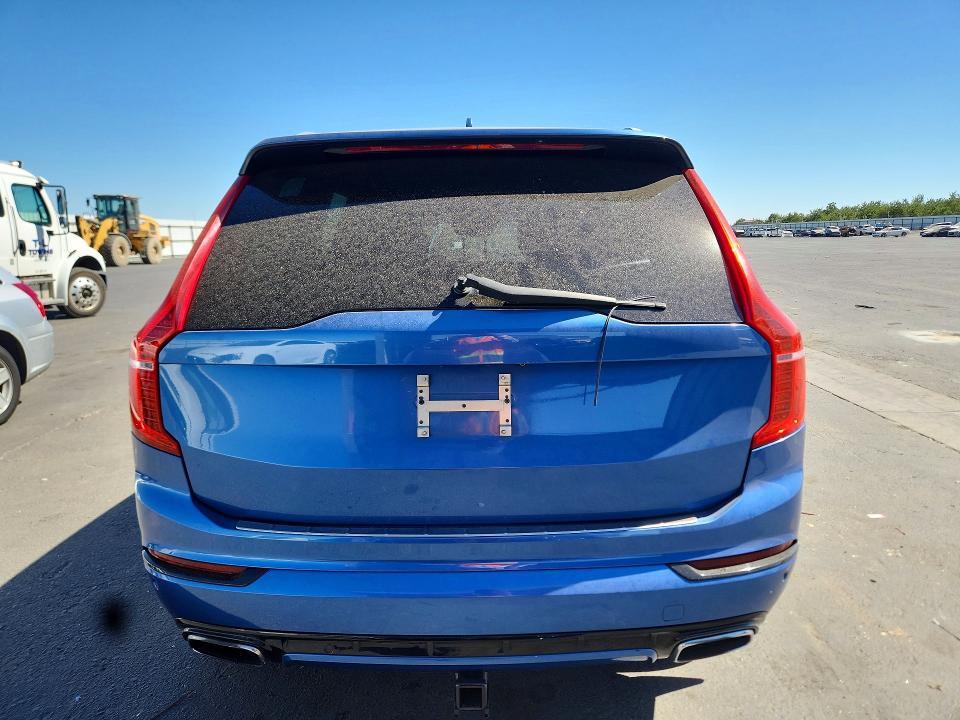 2016 VOLVO XC90 T6 — Фото 6 из 13
