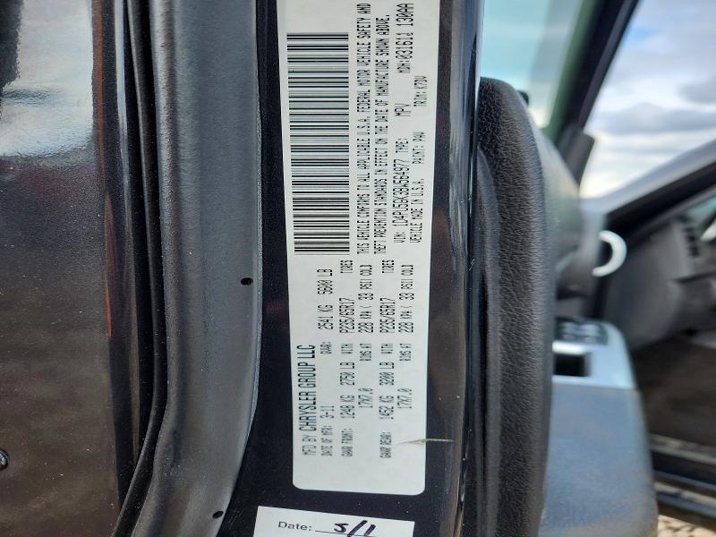 2011 DODGE NITRO SXT — Фото 13 из 13