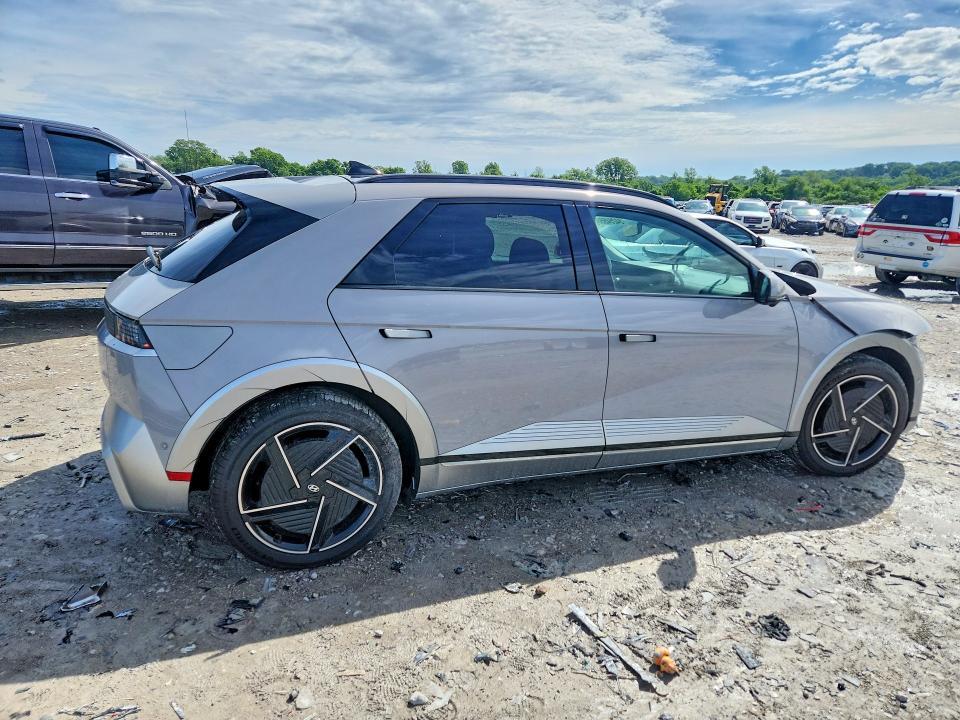 2025 HYUNDAI IONIQ 5 LIMITED — Фото 3 из 13
