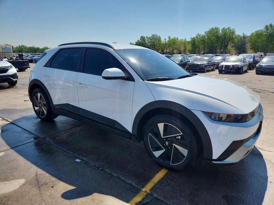 2025 HYUNDAI IONIQ 5 SEL — Фото 4 из 13