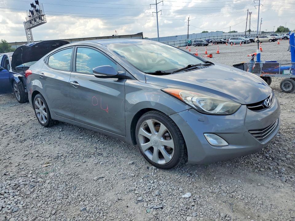 5NPDH4AE5DH327918 2013 HYUNDAI ELANTRA photo no. 4