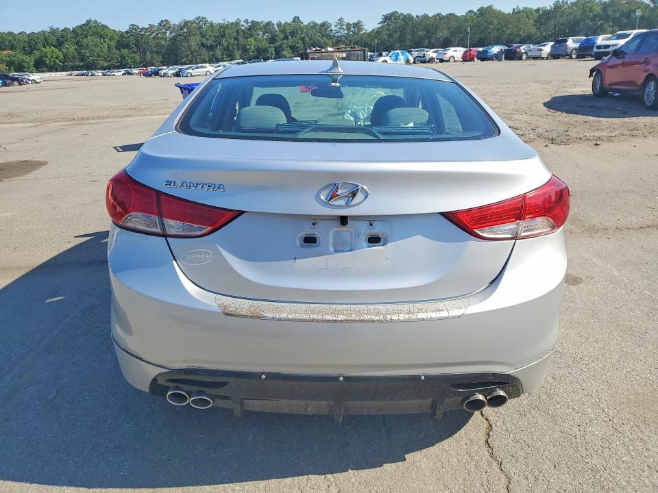 2013 HYUNDAI ELANTRA GLS — Фото 6 из 13