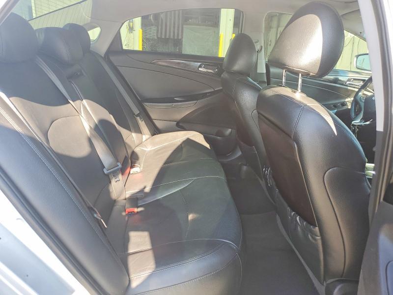 2013 HYUNDAI SONATA LIMITED 2.0T — Фото 10 из 12