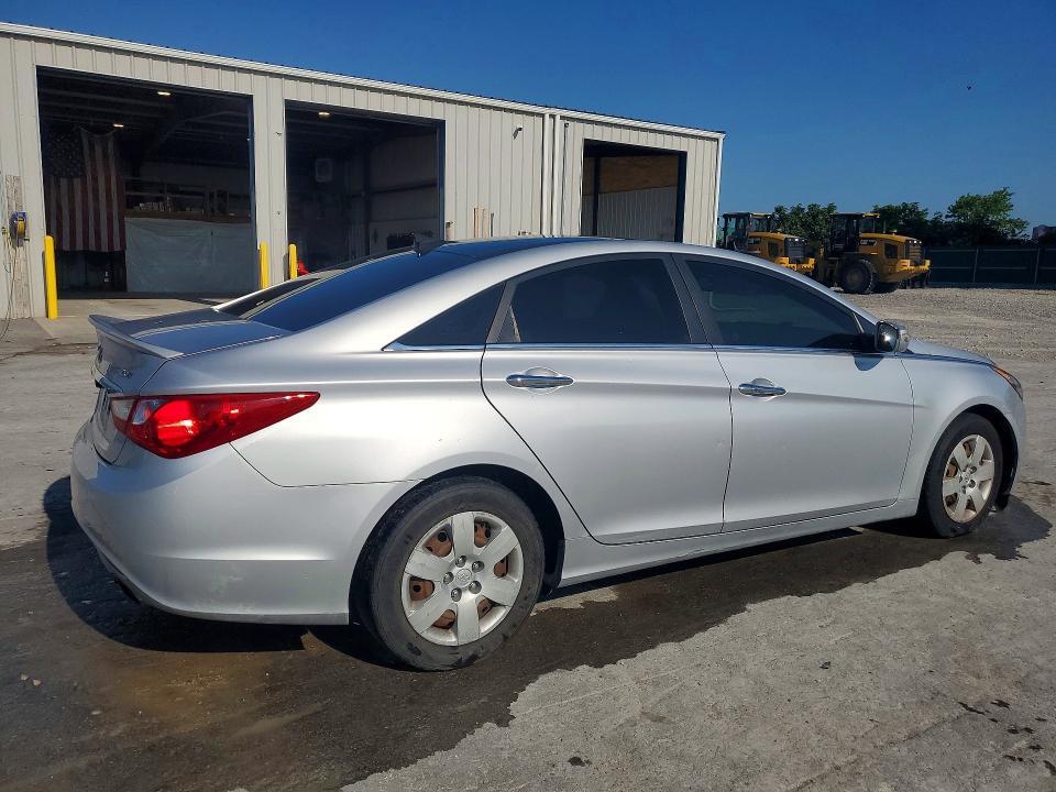 2013 HYUNDAI SONATA LIMITED 2.0T — Фото 3 из 12