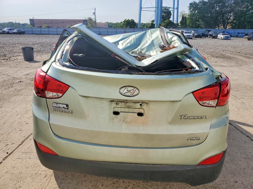 2013 HYUNDAI TUCSON GLS — Фото 6 из 12