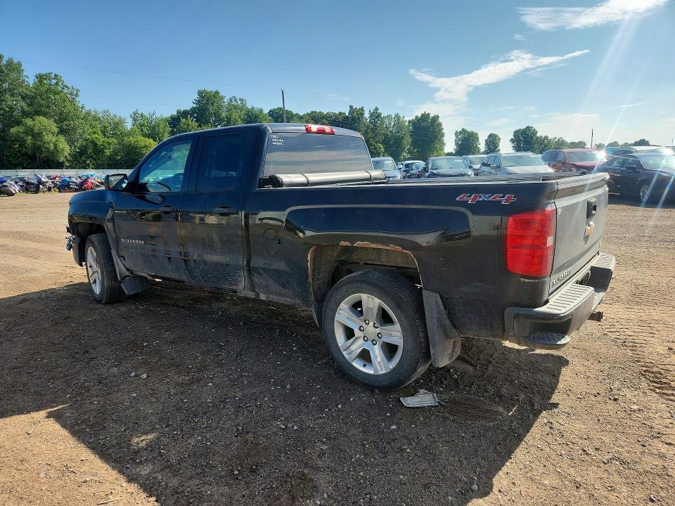 1GCVKPEC5HZ149278 2017 CHEVROLET SILVERADO photo no. 2