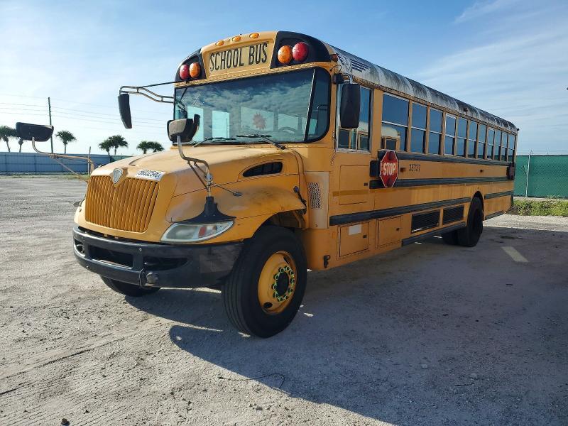 2013 IC CORPORATION CE SERIES SCHOOL - SCHOOL BUS — Фото 2 из 10