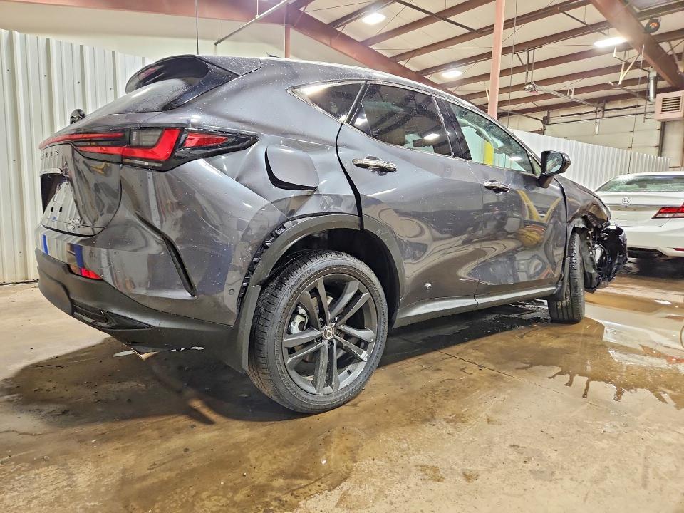 2025 LEXUS NX 450H+ BASE — Фото 3 из 13
