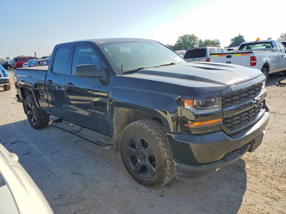 2017 CHEVROLET SILVERADO K1500 CUSTOM — Фото 4 из 12