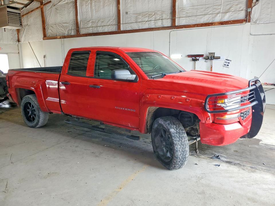 2017 CHEVROLET SILVERADO K1500 CUSTOM — Фото 4 из 12