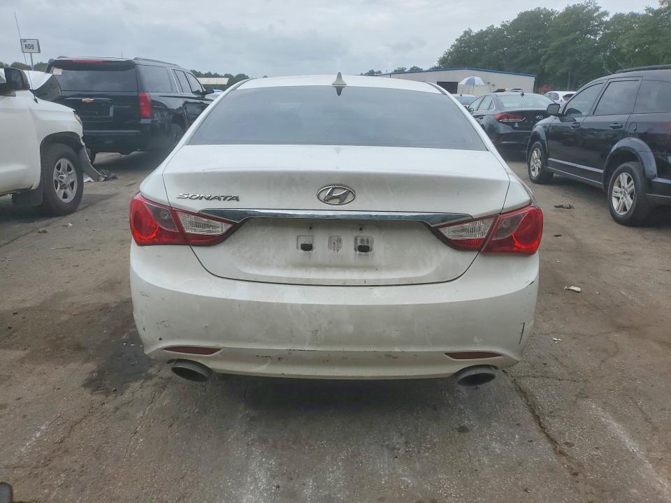 2011 HYUNDAI SONATA SE — Фото 6 из 12