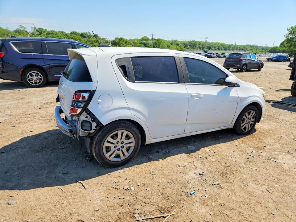 2017 CHEVROLET SONIC — Фото 3 из 12