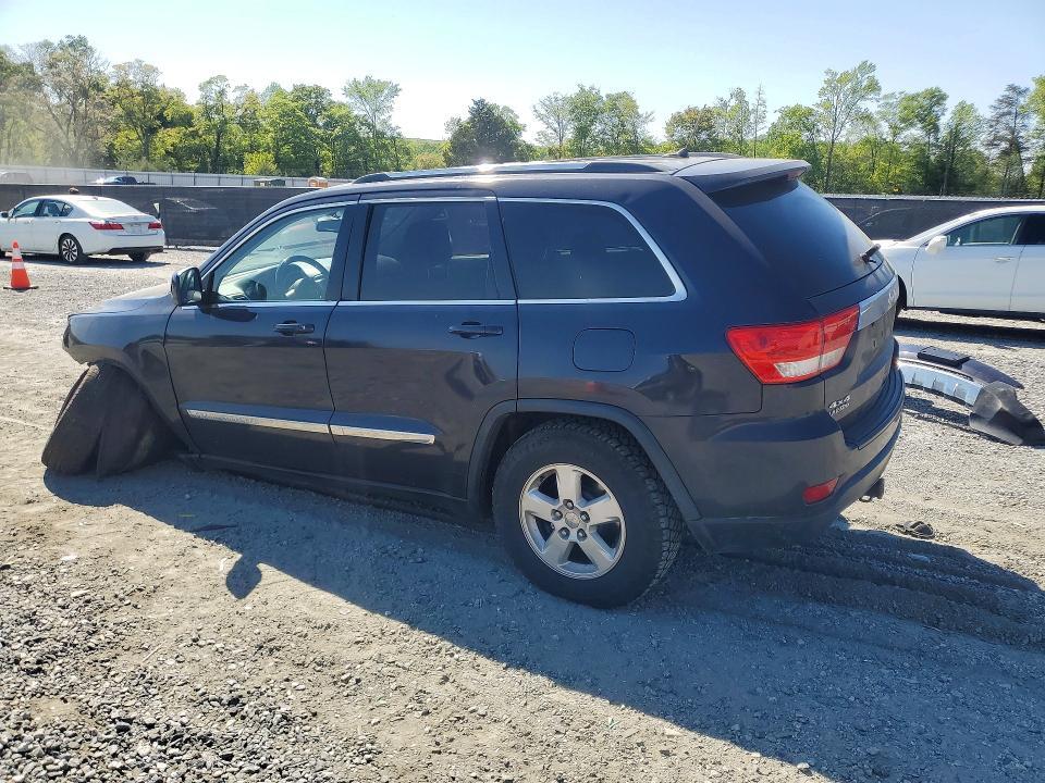 2013 JEEP GRAND CHEROKEE LAREDO — Фото 2 из 13