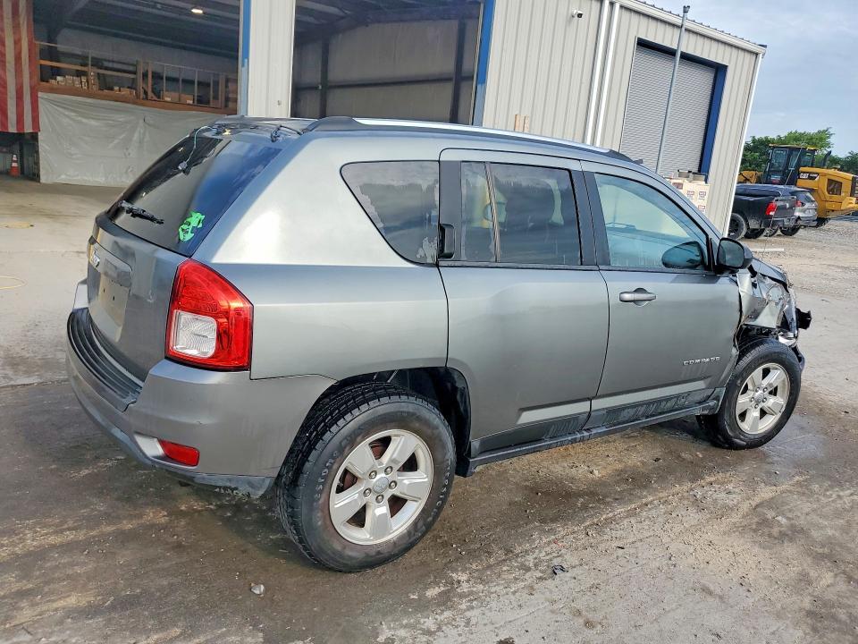 2013 JEEP COMPASS SPORT — Фото 3 из 14