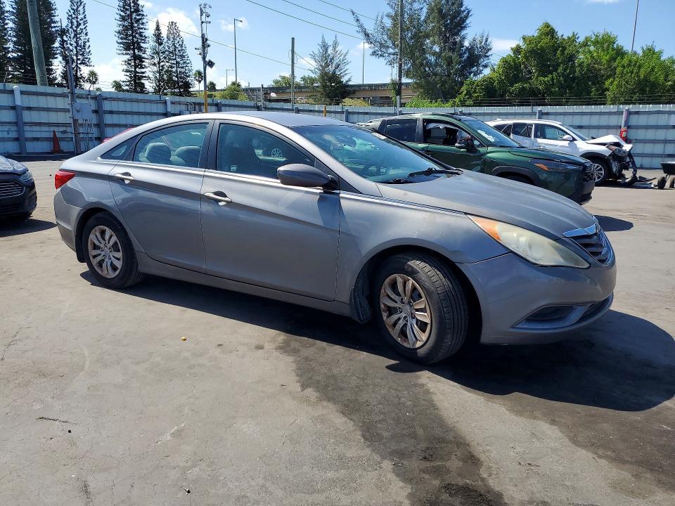 5NPEB4AC1BH249686 2011 HYUNDAI SONATA photo no. 4