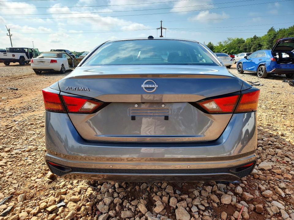 2025 NISSAN ALTIMA SV — Фото 6 из 12