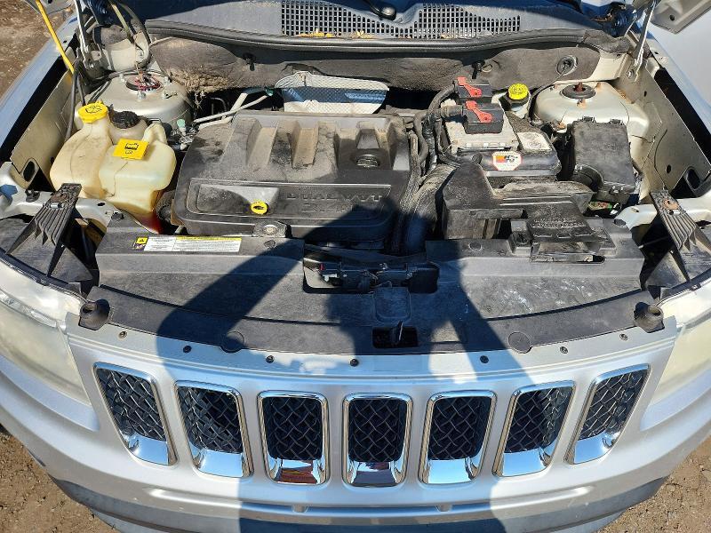2011 JEEP COMPASS SPORT — Фото 12 из 13