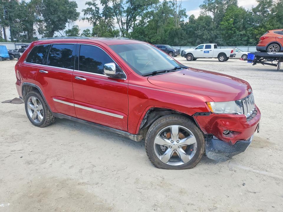 2011 JEEP GRAND CHEROKEE OVERLAND — Фото 4 из 13