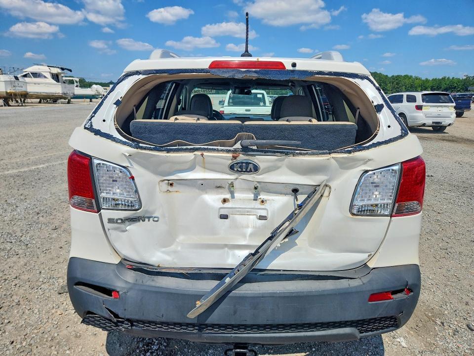 2011 KIA SORENTO LX — Фото 6 из 13