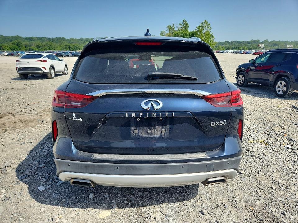 2021 INFINITI QX50 ESSENTIAL — Фото 6 из 13