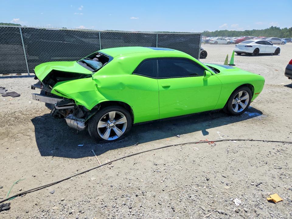 2017 DODGE CHALLENGER SXT — Фото 3 из 12