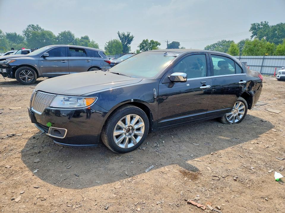 2011 LINCOLN MKZ
