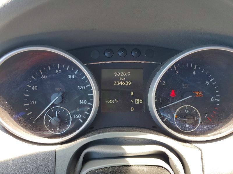 2011 MERCEDES-BENZ ML 350 4MATIC — Фото 9 из 13
